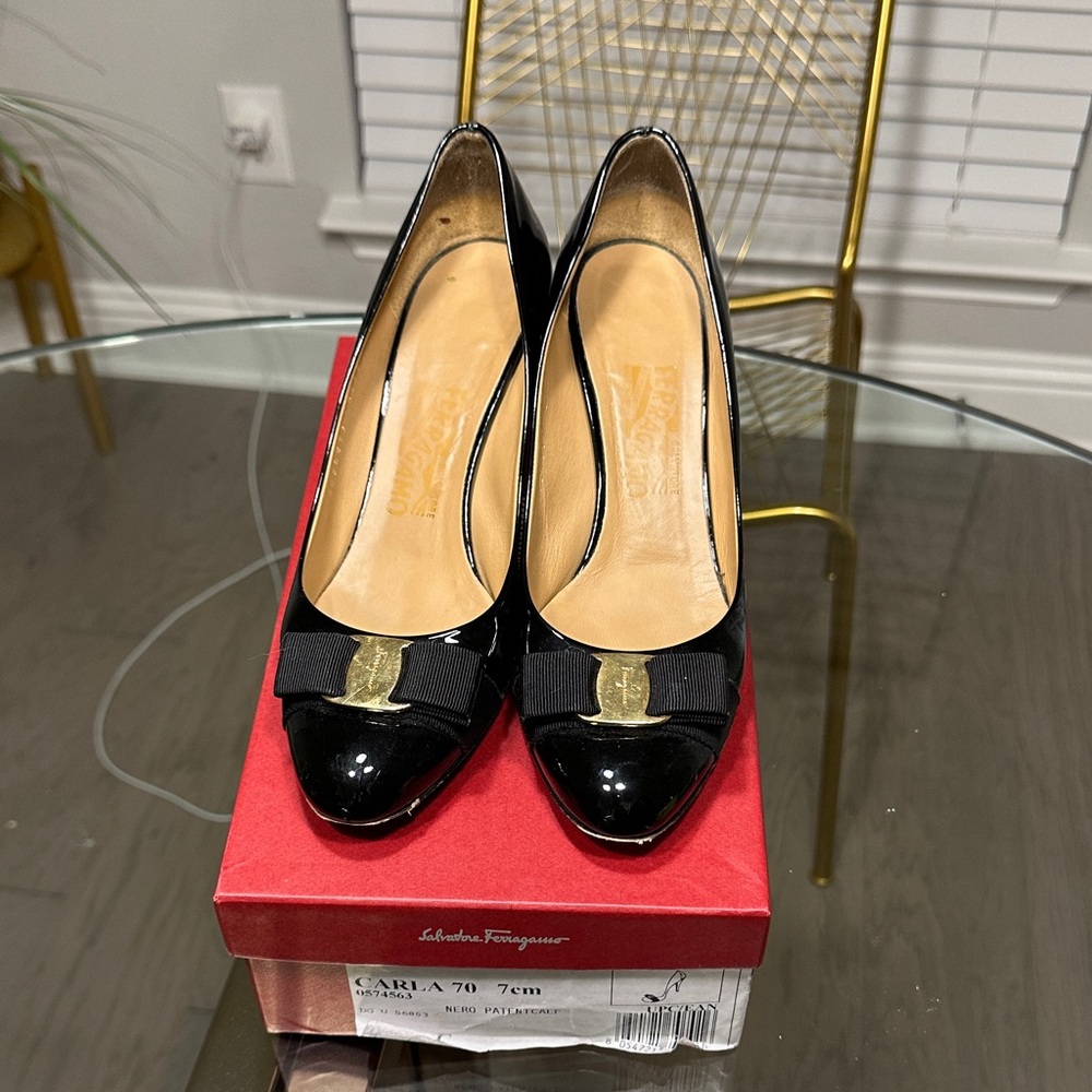 Salvatore Ferragamo Black Patent Leather Bow Pumps with Gold Plate